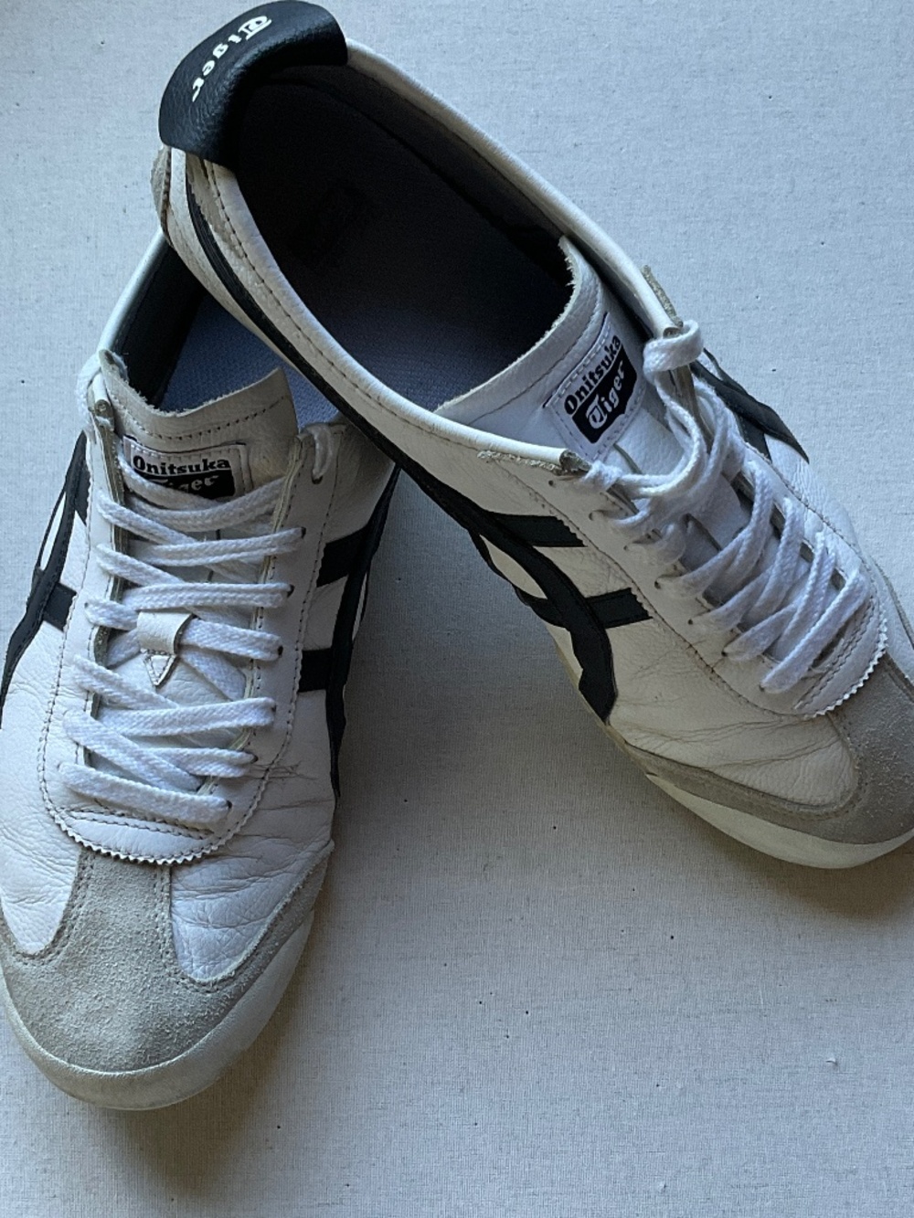 Onitsuka Tiger Mexico 66 Sneakers White & Black Size 11